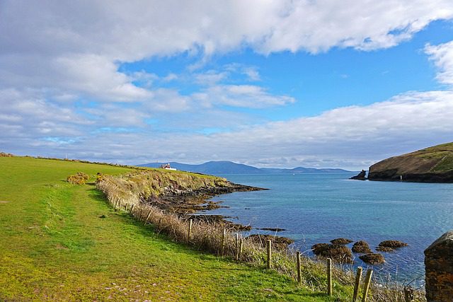 Dingle é um dos principais destinos no verão irlandês. Foto: Pixabay