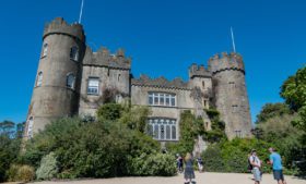 Malahide: conheça o castelo mais famoso de Dublin