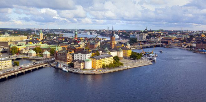  É possível fazer uma viagem de baixo custo mesmo em Estocolmo na Suécia! © Mikael Damkier - Dreamstime.com