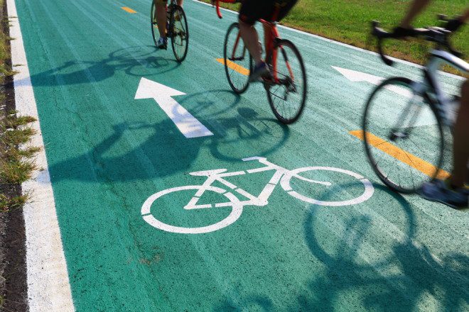 Infelizmente, acidentes envolvendo ciclistas são frequentes na capital irlandesa. Crédito: Shutterstock
