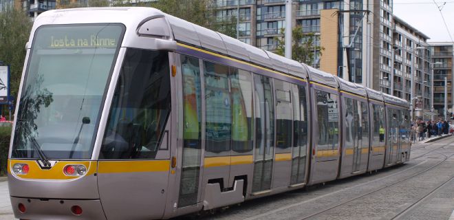 Transporte público em Dublin: LUAS