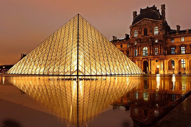 Museu do Louvre. Créditos: Pixabay.