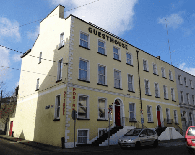 Conheça opções baratas de hospedagem em Waterford Créditos: Portree Hostel.