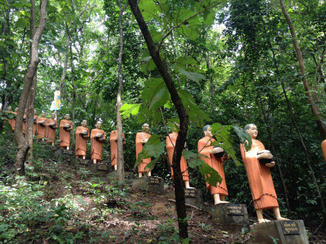 No Cambodia as imagens de Budas espalhadas por todos os lugares. Arquivo Pessoal