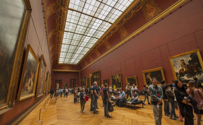 Museu du Louvre. Créditos: shutterstock.