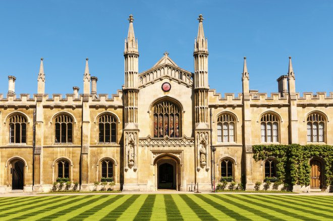 Cambridge é sede de uma das melhores universidades do mundo. Crédito: Nicolae Gherasim | Dreamstime.com