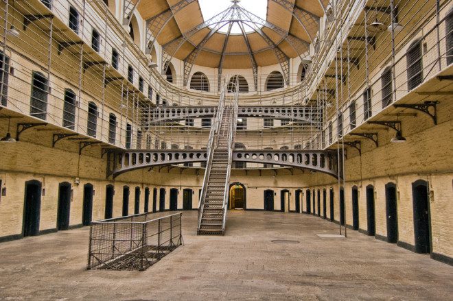 Kilmainham Gaol, uma das prisões mais assustadoras da Irlanda. Crédito: Shutterstock