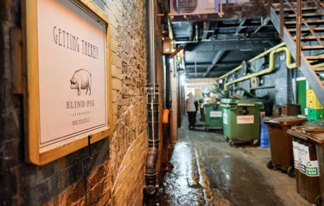 Dublin e seus pubs secretos como o Blind Pig. Foto: District Magazine