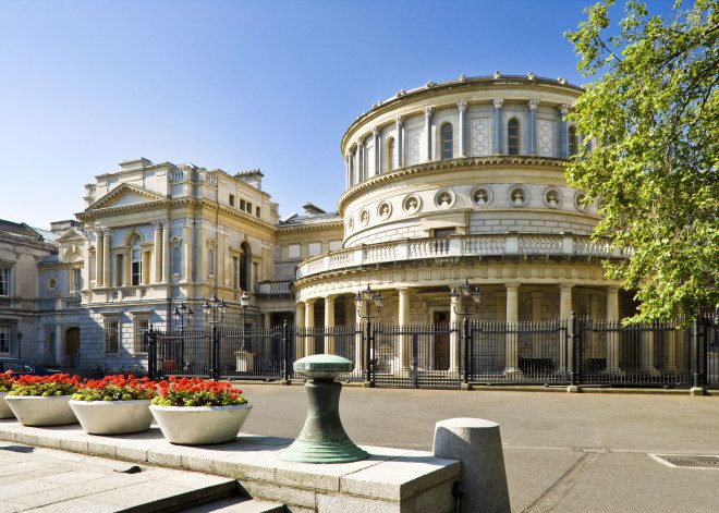 O Museu Nacional Irlandês apresenta o coral americano Benet Academy. reprodução: Discover Dublin