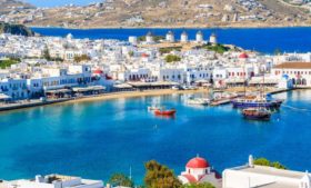 Explore as belezas gregas em um mochilão