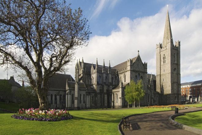 Catedral irlandesa, a St. Patrick’s Cathedral recebe o maior coral. Foto: Pinterest