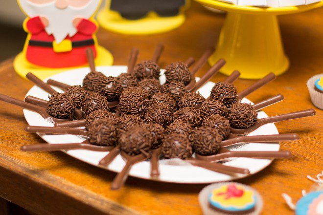 Sucesso nas festas, brasileiros têm feito sucesso nas redes sociais na venda de brigadeiros. Crédito: pixabay