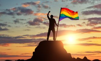 Será que há diferenças entre ser gay na Irlanda e no Brasil?