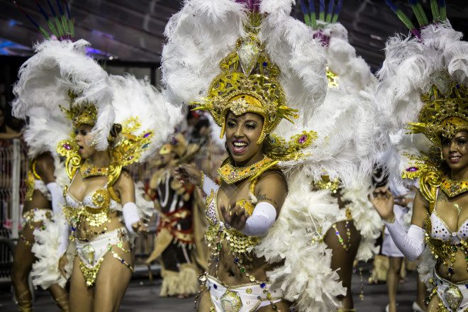 O país do carnaval atrai milhares de turistas, mas recebe críticas. Crédito: Samystclair | Dreamstime