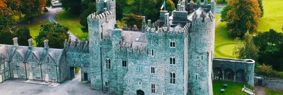 Hospedado em um castelo na Irlanda