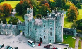 Hospedado em um castelo na Irlanda