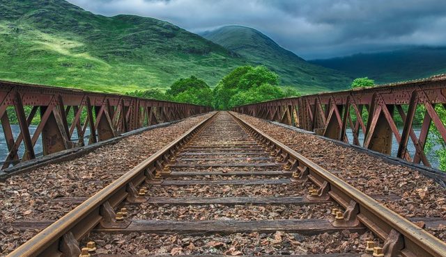 Como é viajar de trem pela Irlanda