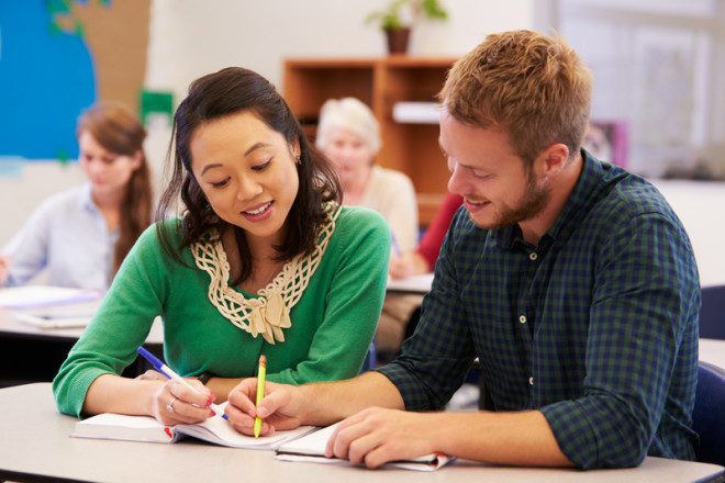 Com um custo de vida acessível, a cidade atrai muitos estudantes estrangeiros. Crédito: Dreamstime