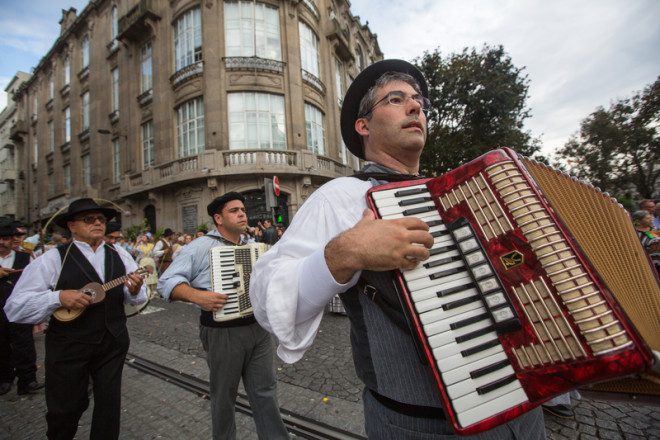 Festa de São João de Porto é uma das mais populares da Europa. Foto: Dimaberkut/Dreamstime