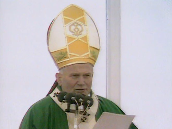 Irlanda foi o primeiro país a ser visitado pelo papa João Paulo II após ter sido nomeado ao cargo. Foto: Reprodução/RTE