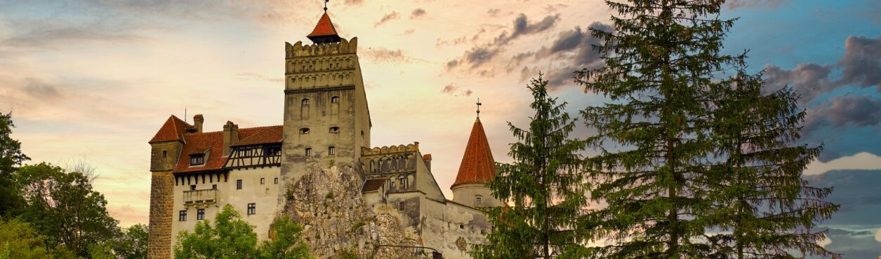 Castelo do Drácula: mitos e verdades sobre o cartão-postal da Romênia