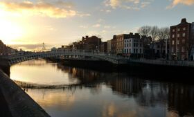 Conheça as 5 pontes mais famosas de Dublin