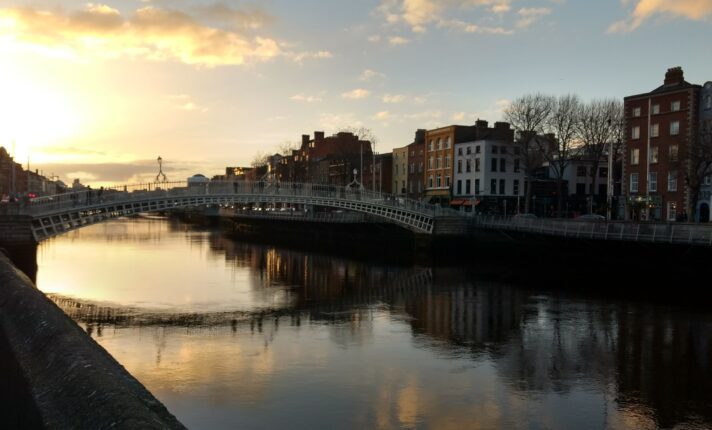 Conheça as 5 pontes mais famosas de Dublin