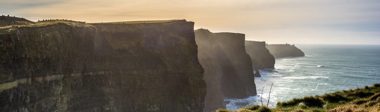 Irlanda vai revitalizar área do Cliffs of Moher