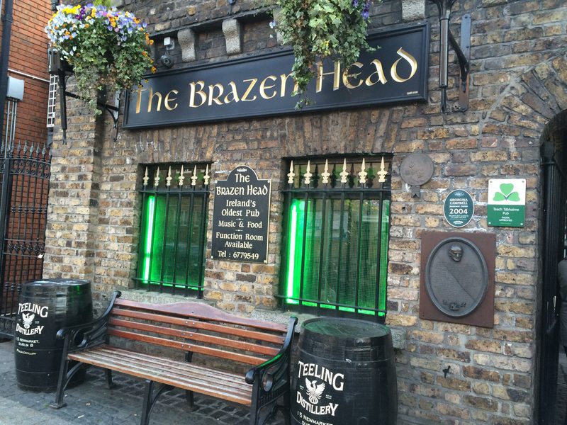 The Brazen Head é o pub mais antigo da Irlanda e foi inaugurado em 1198.© Josh Kroese | Dreamstime.com