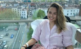 Estudante brasileira atropelada por caminhão em Dublin quer voltar para o Brasil