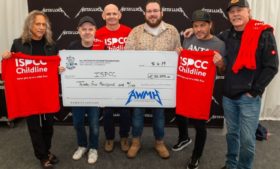 Metallica doa 70 mil euros a instituições de caridade em Dublin
