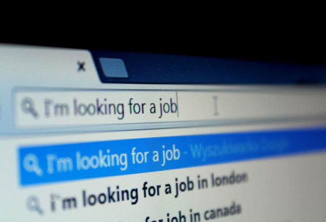 Uma dos lugares para procurar trabalho é na internet, nas agencias de trabalho.© Dawid2407 | Dreamstime.com