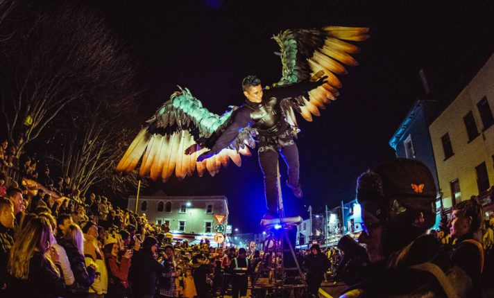 Desfile de Halloween volta a acontecer nas ruas de Dublin