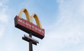 McDonald’s se desculpa por slogan que remete à violência na Irlanda
