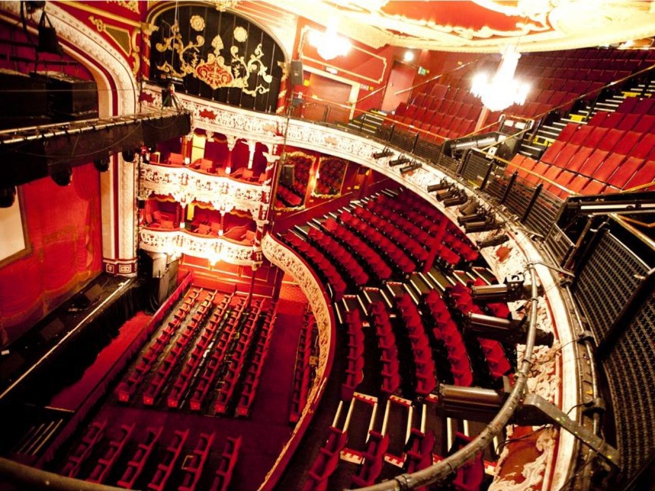 Temple Bar conheça o bairro mais famoso de Dublin