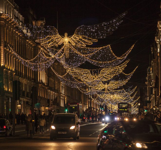 Na Inglaterra o Natal é pura festa. © Barbara Pisiolek | Dreamstime.com