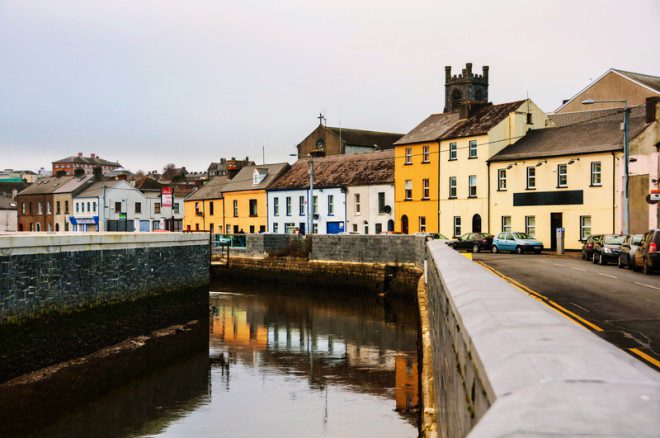 A cidade de Waterford é muito receptiva e possui muitas atrações.@ Madrugadaverde | Dreamstime