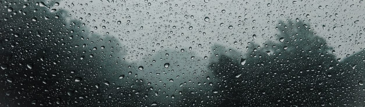 Irlanda emite alerta de tempestade com a chegada da Storm Ashley