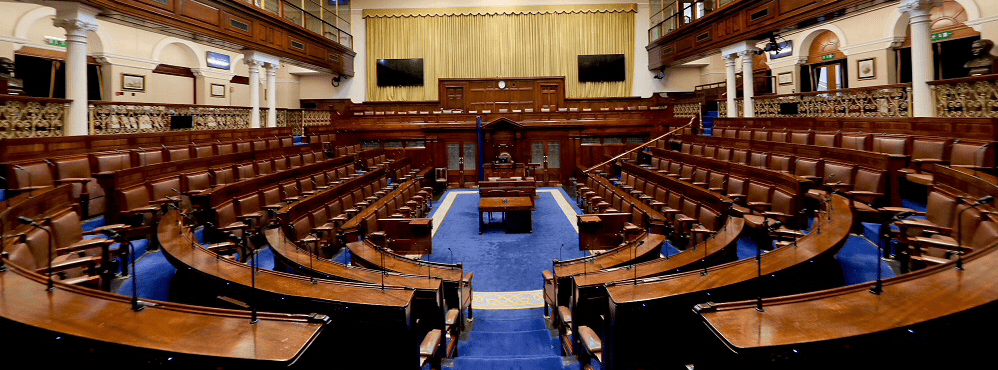 Partidos fazem coalizão histórica para criar novo governo na Irlanda