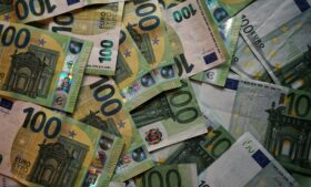 Taxas a beneficiados por auxílio emergencial na Irlanda serão calculadas em dezembro