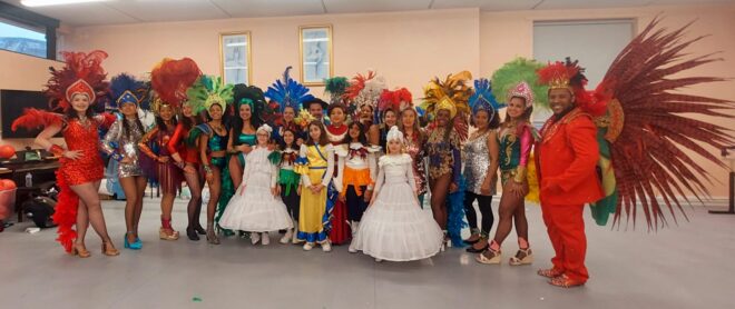 São mais de 40 brasileiros representando o Brasil no St. Patrick’s Day em Dublin! Foto: Divulgação 