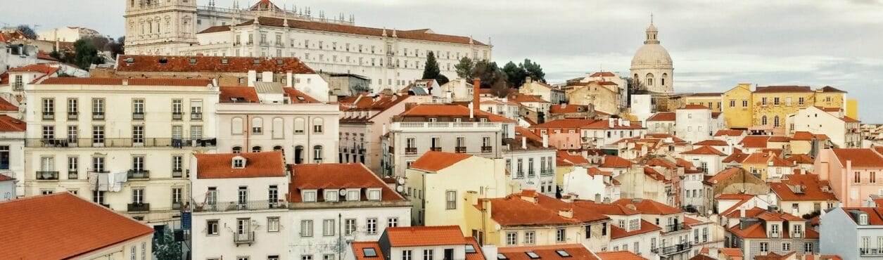 Empregos em Portugal para brasileiros: vistos e áreas mais comuns