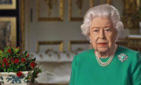 Rainha Elizabeth II congratula irlandeses pelo St. Patrick’s Day