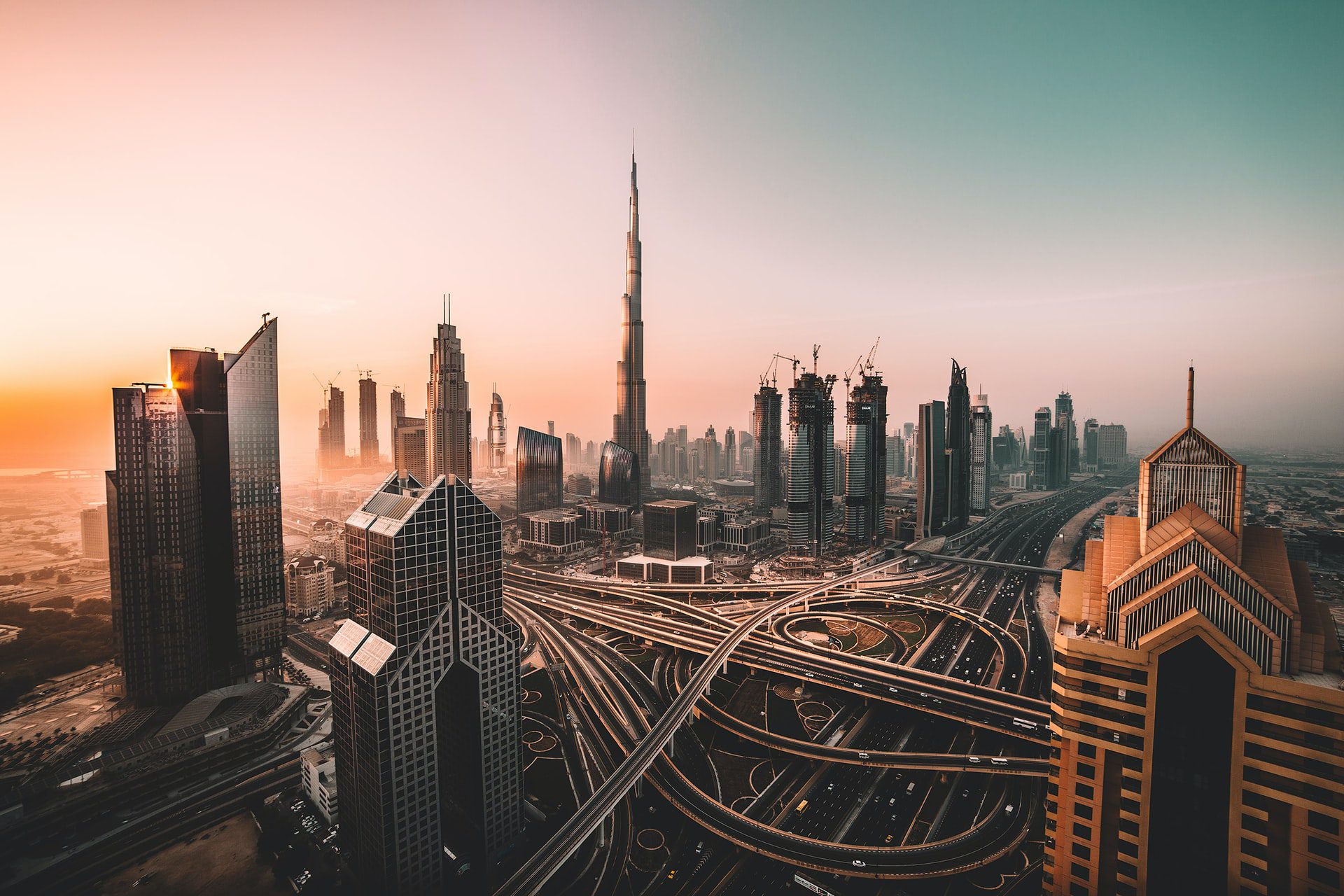 Octávio Capita no LinkedIn: Interessante texto sobre o Dubai