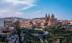 Intercâmbio em Malta: informações sobre vistos, custo de vida e dicas