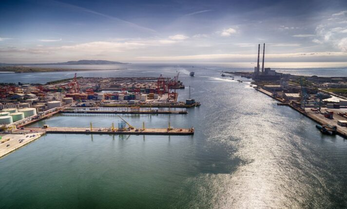 Qual é o maior porto da Irlanda?