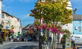 TidyTowns: Ennis é eleita a cidade mais arrumada na Irlanda