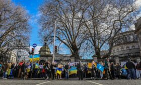 Protestos acontecem na Irlanda contra guerra na Ucrânia