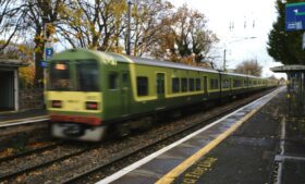 Como as mudanças nas zonas de transporte em Dublin afetam sua rotina e o seu bolso?