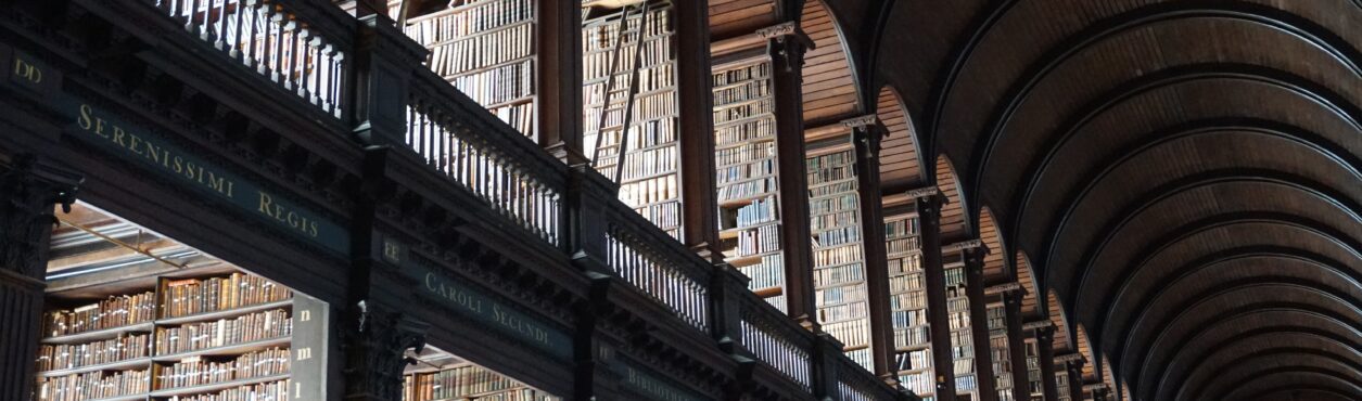 Biblioteca da Trinity fechará por três anos para reforma a partir de 2023